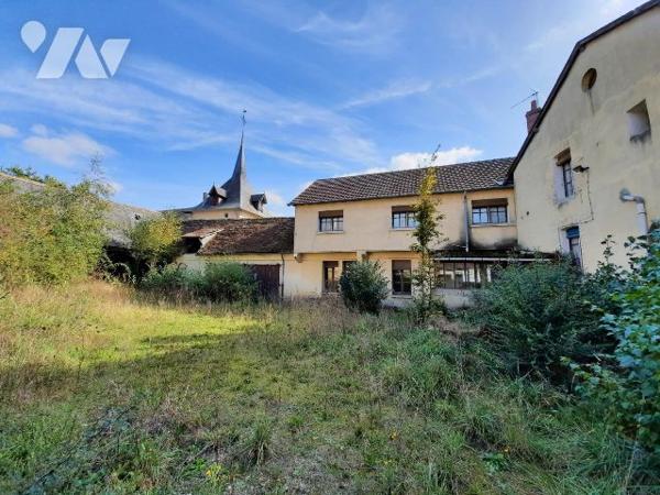 Ancien hôtel restaurant, NEUVY-SUR-BARABGEON