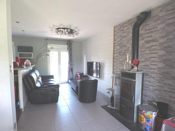 Maison 4 chambres + petit bureau sur sous-sol Complet