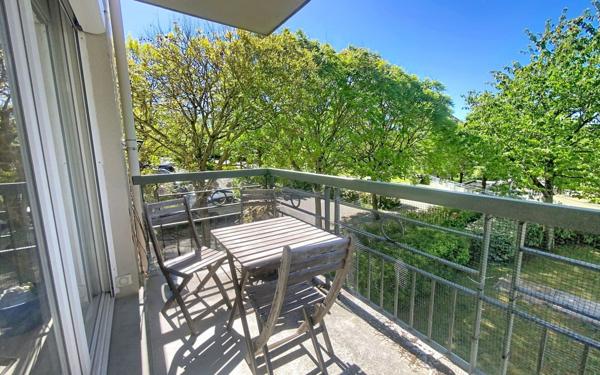 Appartement à vendre    3 pièces • 61,15 m2 Guyancourt
