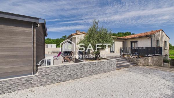 MAISON DE 140 M² 3 CHAMBRES PISCINE TERRASSE ET JARDIN