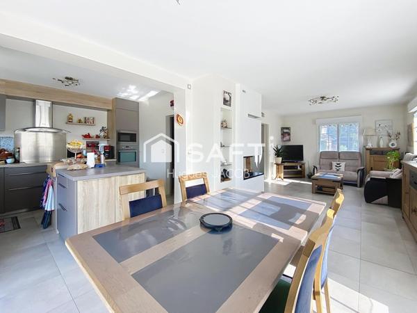 Maison 185 m²  de 8 pièces avec 6 chambres, jardin, terrasse et sous-sol complet