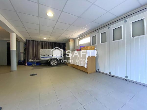 Maison 185 m²  de 8 pièces avec 6 chambres, jardin, terrasse et sous-sol complet