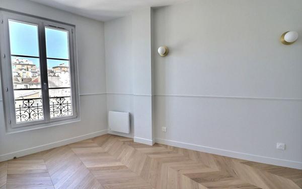 Appartement à vendre    3 pièces • 46,15 m2 Paris 20