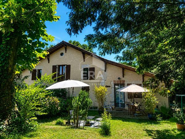 MONTFORT-EN-CHALOSSE. Propriété landaise verdoyante 3,7 ha avec vue Pyrénées