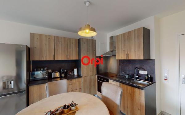Appartement à louer    2 pièces •  Vaulx-en-Velin