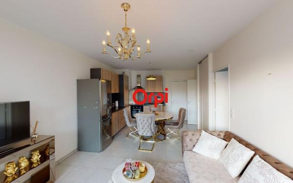 Appartement à louer    2 pièces •  Vaulx-en-Velin