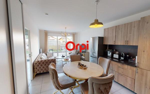 Appartement à louer    2 pièces •  Vaulx-en-Velin