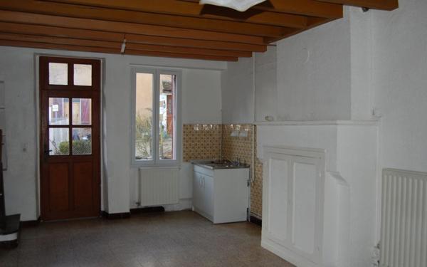 Maison à louer    3 pièces •  Saint-Bouize