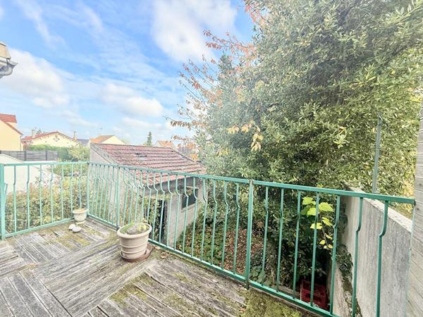 Maison Carrieres Sur Seine 6 pièce(s) €499 000 ** - Référence 7451