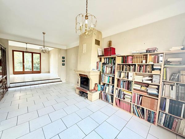 Maison Carrieres Sur Seine 6 pièce(s) €499 000 ** - Référence 7451