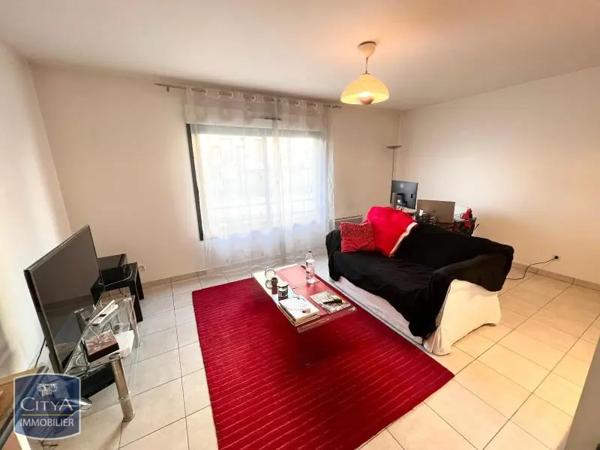 Appartement à louer 2 pièces 44.49m² Niort (79000)