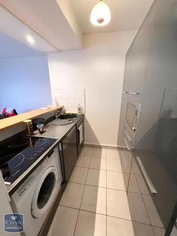 Appartement à louer 2 pièces 44.49m² Niort (79000)