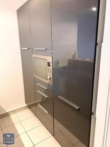 Appartement à louer 2 pièces 44.49m² Niort (79000)