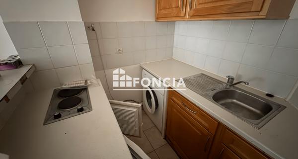 Location Appartement 2 pièces 34.42 m² - Paris 75016