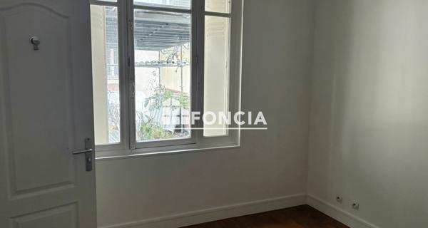 Location Appartement 2 pièces 34.42 m² - Paris 75016