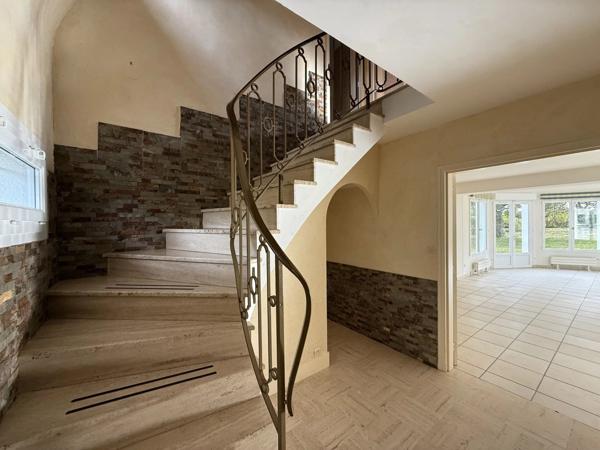 Vente Maison 8 pièces 180 m2 à Ézy-sur-Eure