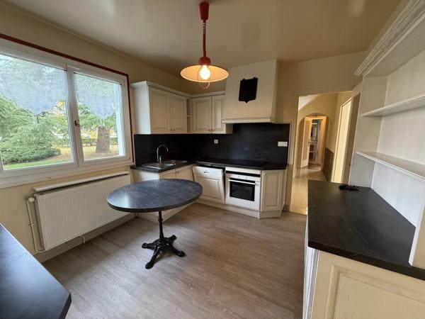 Vente Maison 8 pièces 180 m2 à Ézy-sur-Eure