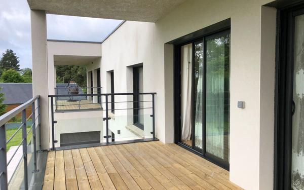 Maison à vendre    6 pièces • 352 m2 Octeville-sur-Mer