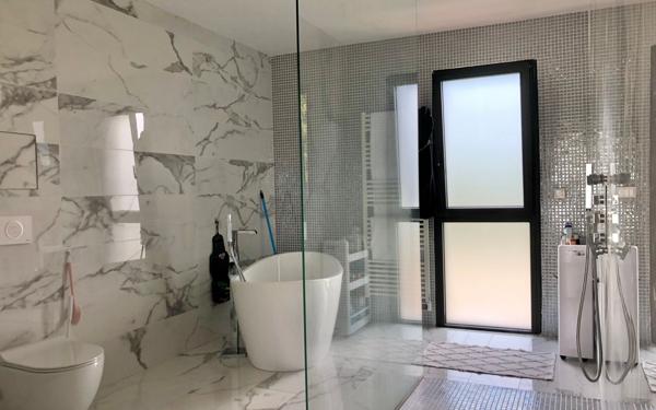 Maison à vendre    6 pièces • 352 m2 Octeville-sur-Mer