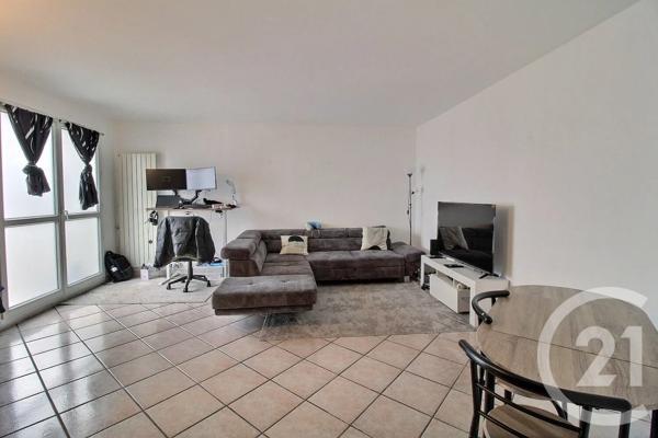 Appartement F2 à vendre  2 pièces - 65,19 m 2   BOISSY ST LEGER  - 94