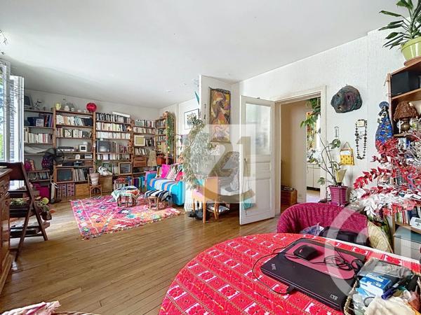 Appartement F3 à vendre  3 pièces - 49,98 m 2   IVRY SUR SEINE  - 94