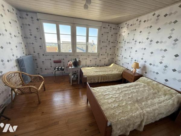 Maison en coeur de bourg au calme et avec vue dégagée