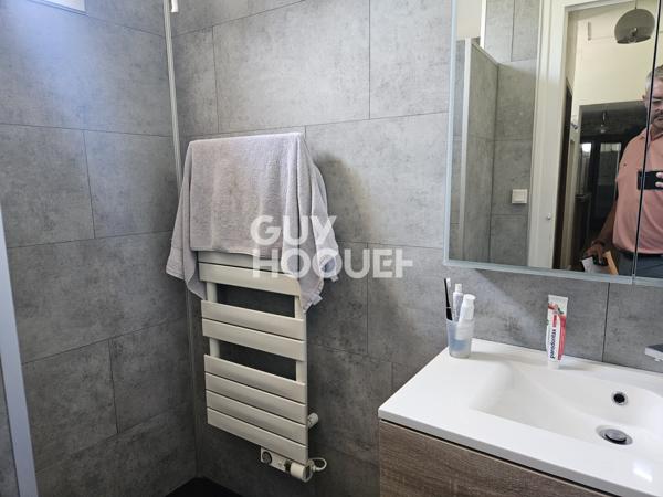 MAISON À VENDRE DE 7 PIÈCES DE 175,00 M²