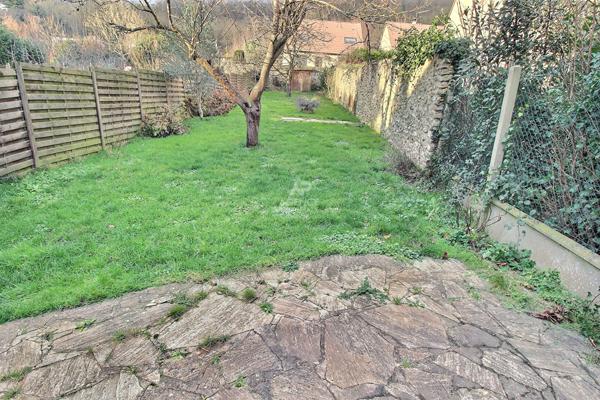 Maison Chanteloup Les Vignes 6 pièce(s) 180 m2 409 000 € **  - Référence  909