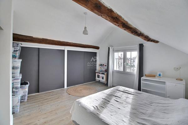 Maison Chanteloup Les Vignes 6 pièce(s) 180 m2 449 000 € **  - Référence  909