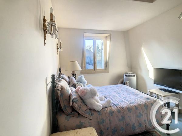 Maison à vendre  7 pièces - 237 m 2   THIAIS  - 94