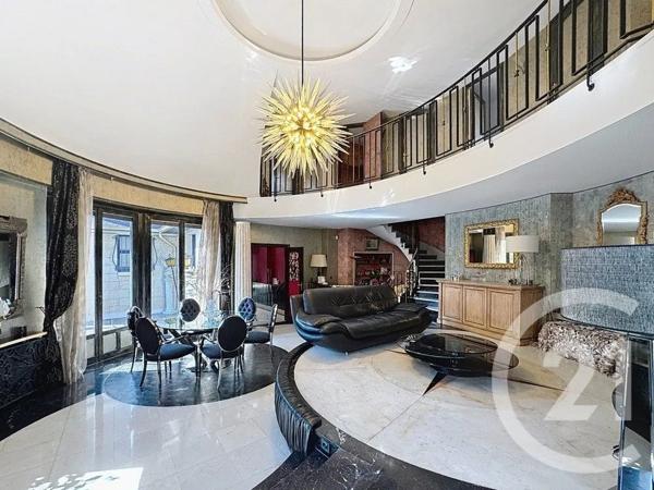 Maison à vendre  7 pièces - 237 m 2   THIAIS  - 94