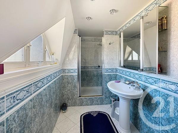 Maison à vendre  7 pièces - 237 m 2   THIAIS  - 94