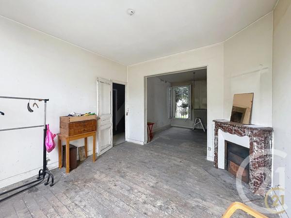 Maison à vendre  6 pièces - 97 m 2   STAINS  - 93