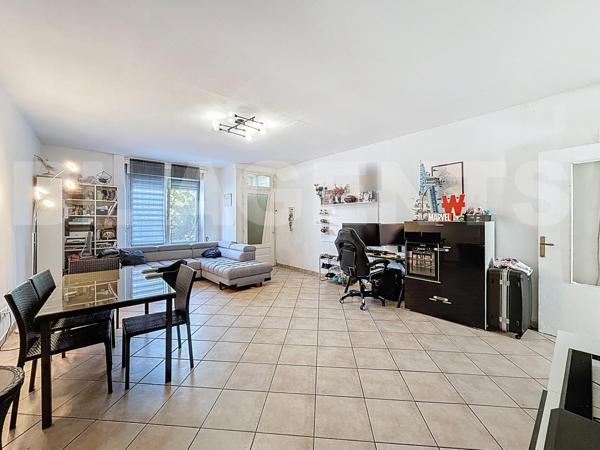 maison sur mont-saint-martin