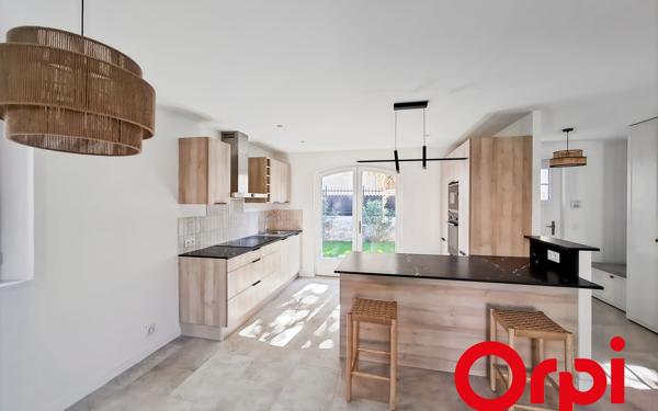 Maison à vendre    4 pièces • 84,08 m2 Le Puy-Sainte-Réparade