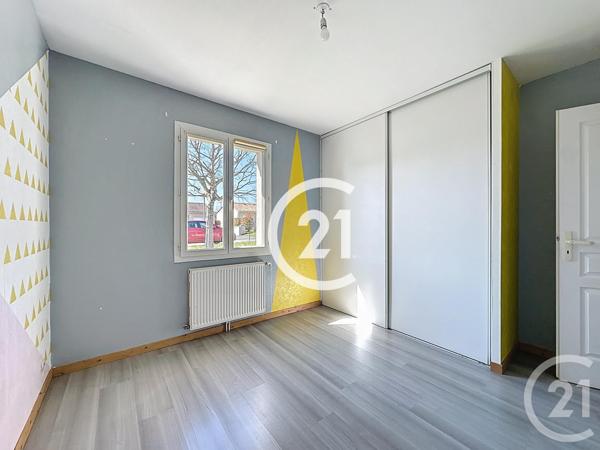 Maison à vendre  4 pièces - 99 m2 CHATEAUBERNARD - 16