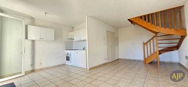 Vente appartement Saintes : 149 240 € - AJP Immobilier Saintes