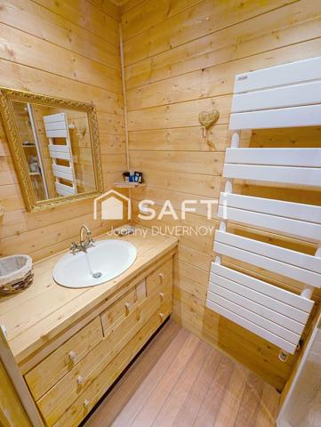 Grand appartement T5