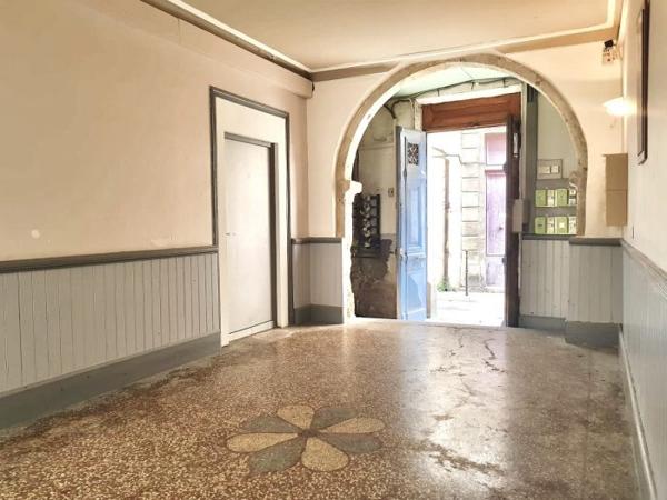 Immeuble Narbonne centre ville 265 m²