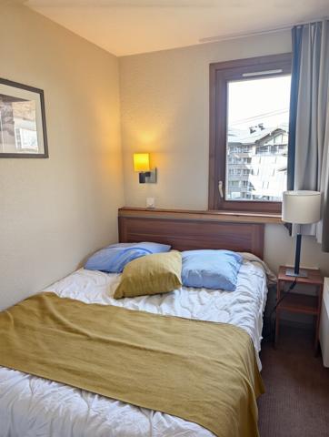 Appartement
         2 pièces
        - 28 m² 340 000 € *