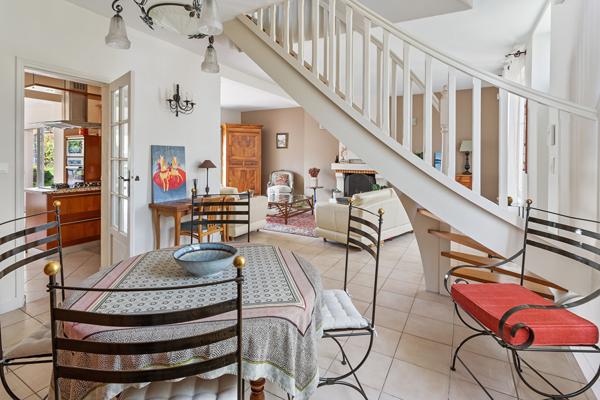 Maison Nantes 7 pièces plus de 140 m2-Garage-Atelier-Jardin,  
Nantes 44100