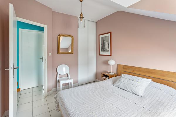 Maison Nantes 7 pièces plus de 140 m2-Garage-Atelier-Jardin,  
Nantes 44100