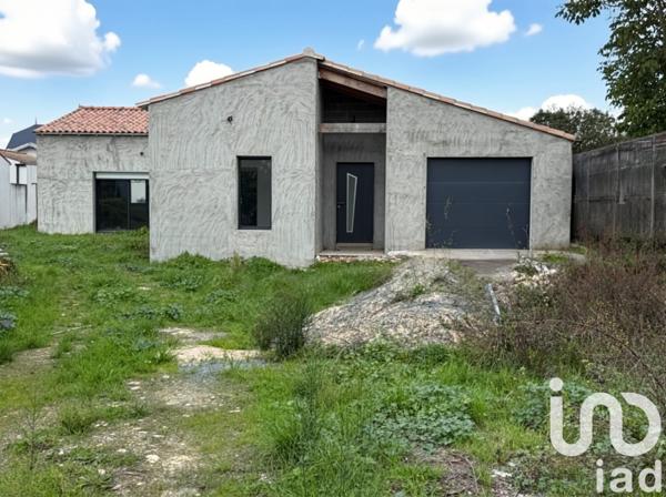 Maison à vendre 5 pièces 170 m² La Grève-sur-Mignon