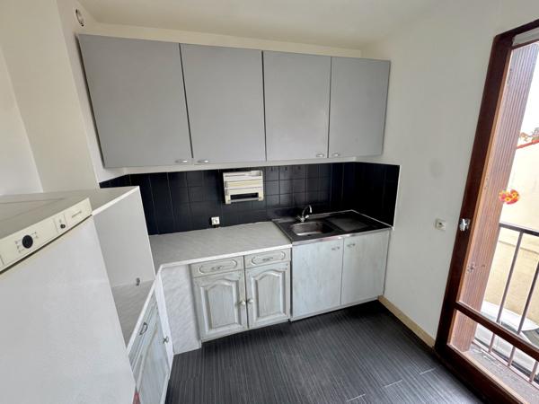 Marseille (13006) Studio avec ascenseur – Au pied de notre-dame de la garde - 13006 Marseille