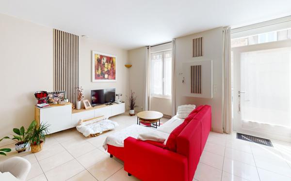 Maison à vendre    3 pièces • 80,12 m2 Saint-Étienne
