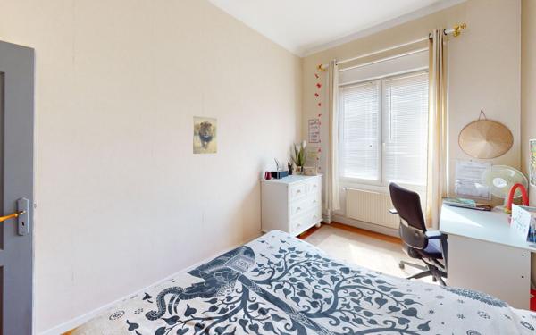 Maison à vendre    3 pièces • 80,12 m2 Saint-Étienne
