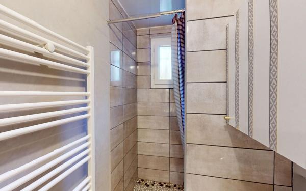 Maison à vendre    3 pièces • 80,12 m2 Saint-Étienne