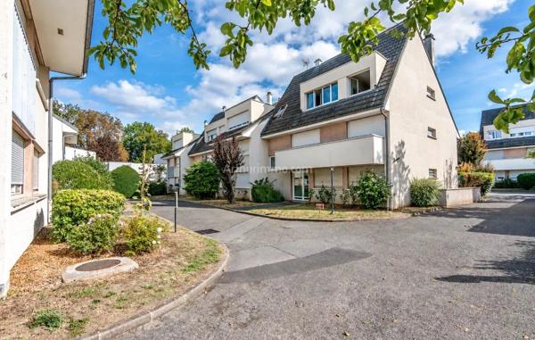 Vente                                                      Appartement
                        
                     2 pièces                      40 m2                     à Lagny-sur-Marne