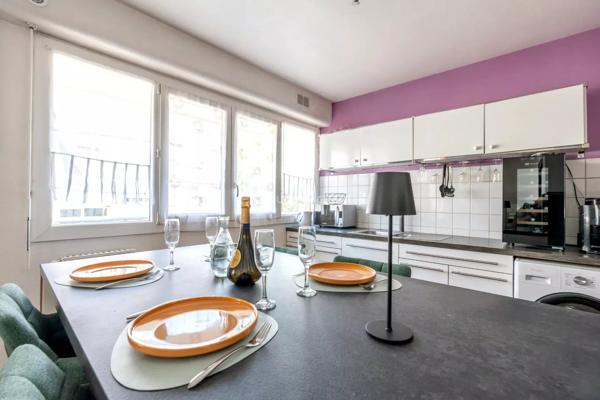Vente                                                      Appartement
                        
                     2 pièces                      40 m2                     à Lagny-sur-Marne