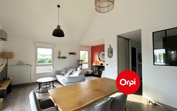 Appartement à louer    4 pièces • 79,45 m2 Saint-Priest